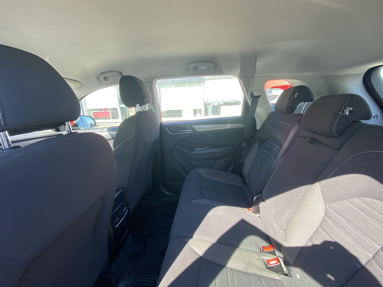 MG Rx5 — foto 4 de 26