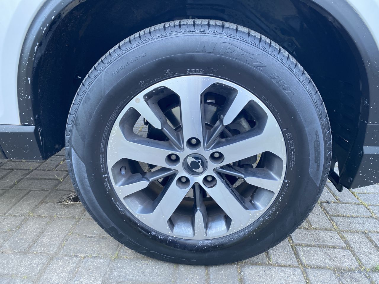 SSANGYONG - 15