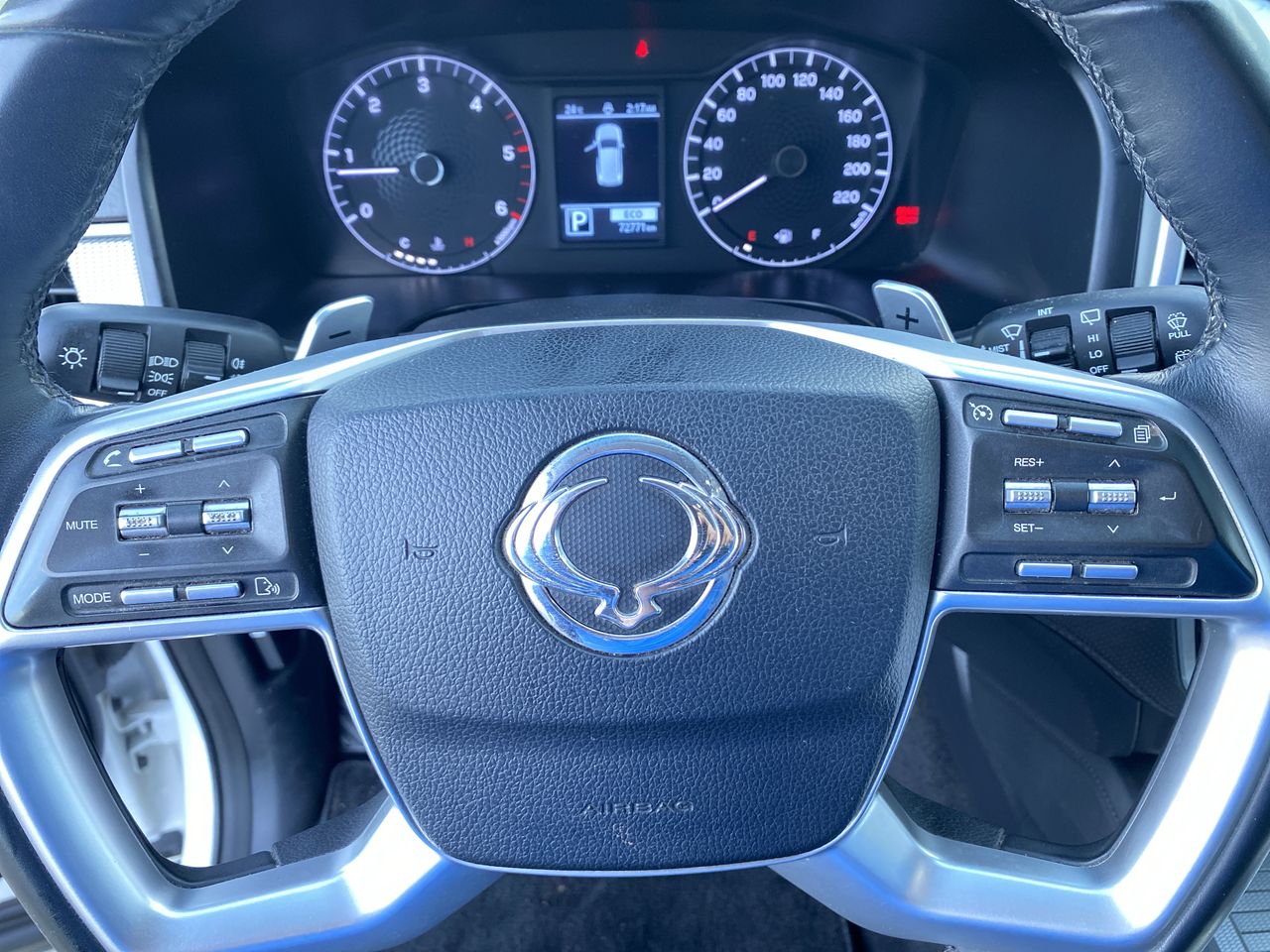 SSANGYONG - 25