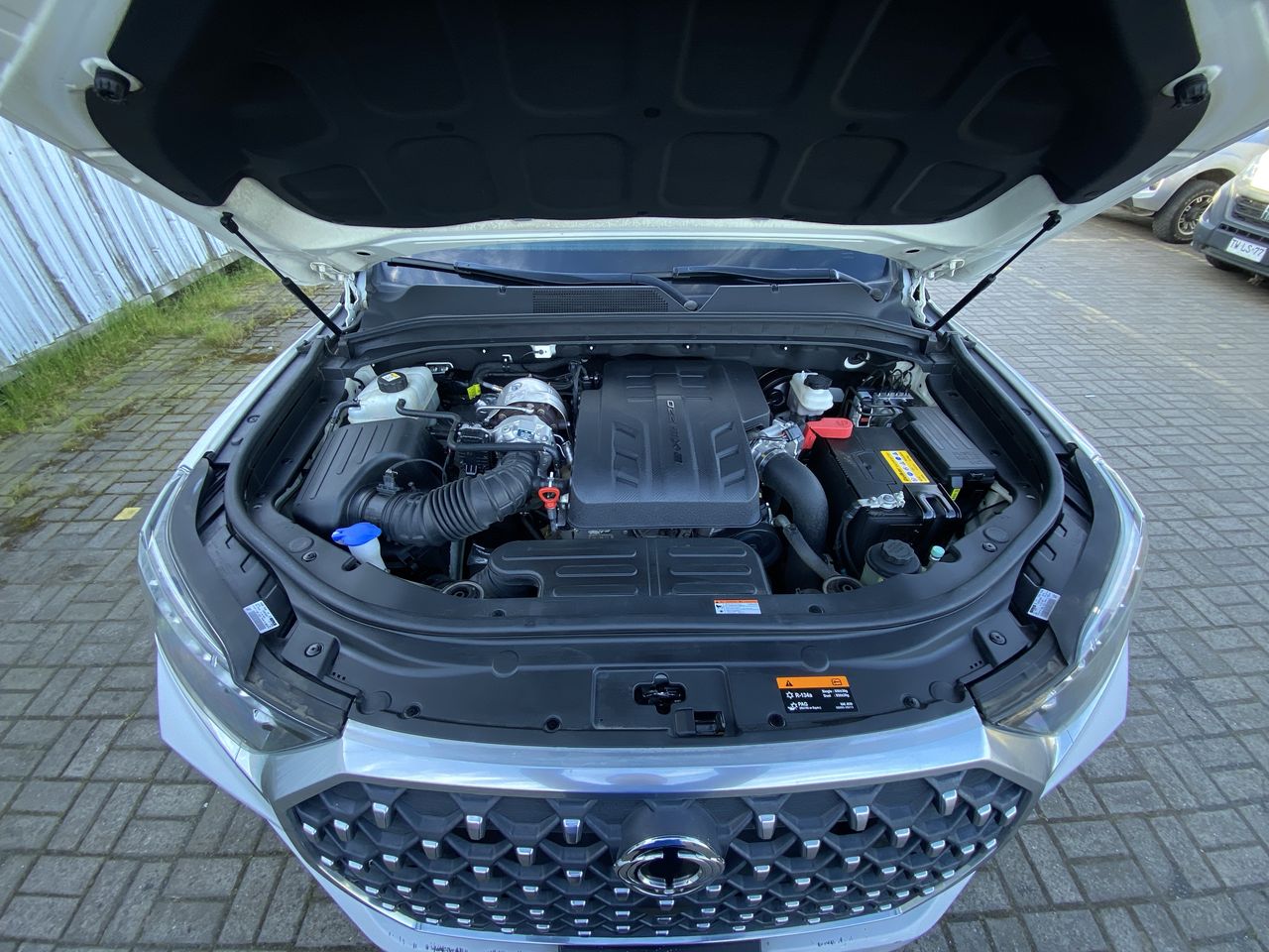 SSANGYONG - 16