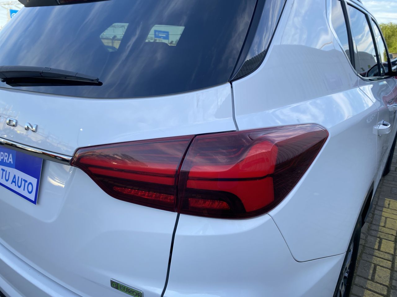 SSANGYONG - 19