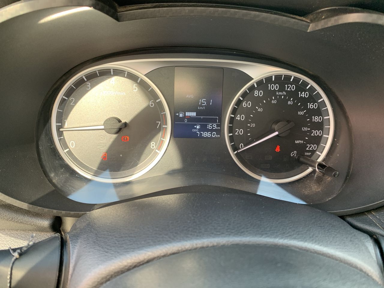 NISSAN - 18