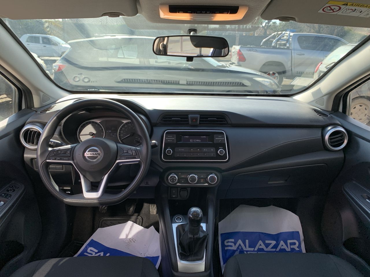 NISSAN - 22