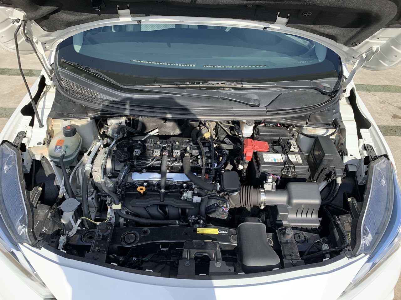 NISSAN - 10