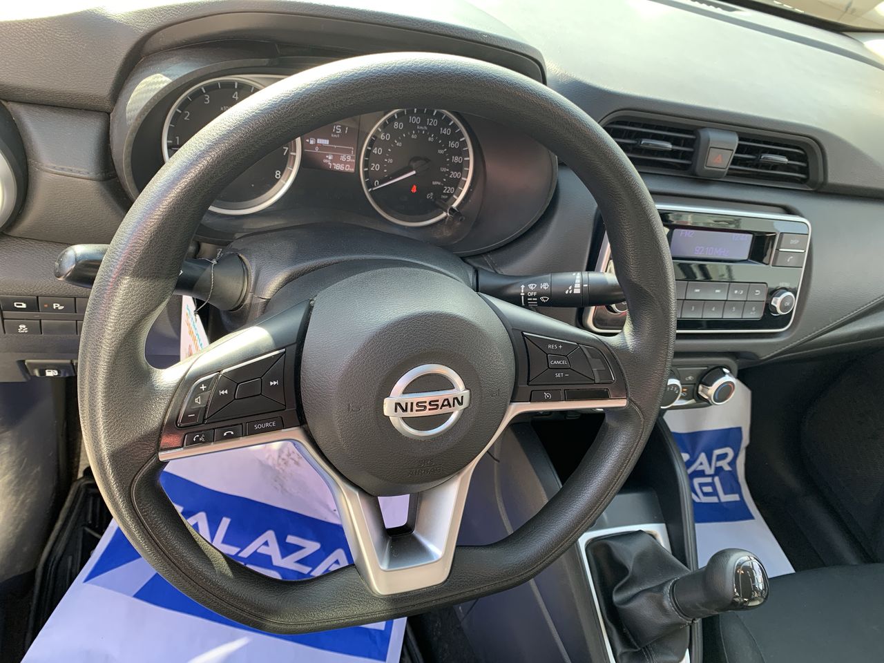 NISSAN - 16