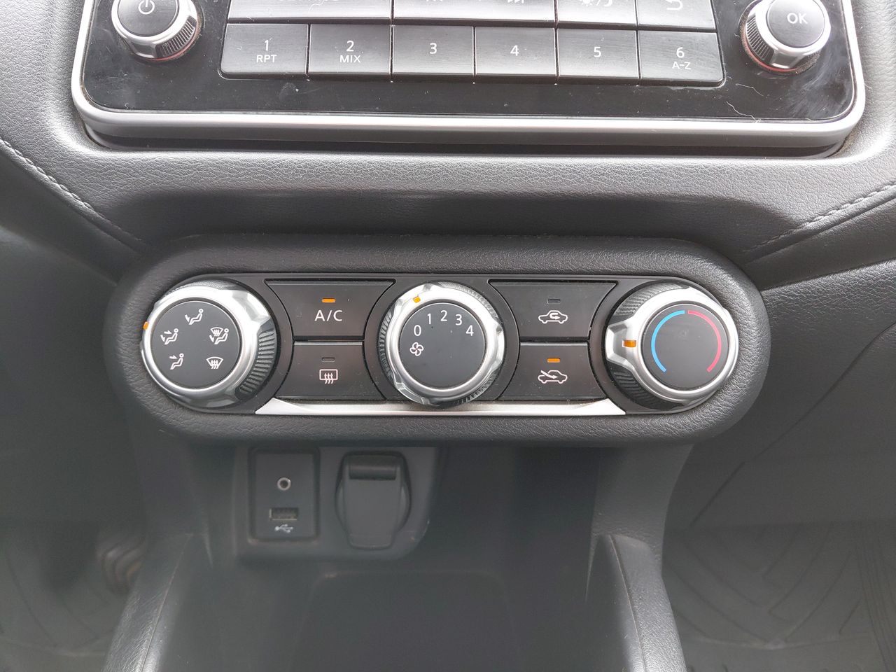 NISSAN - 26