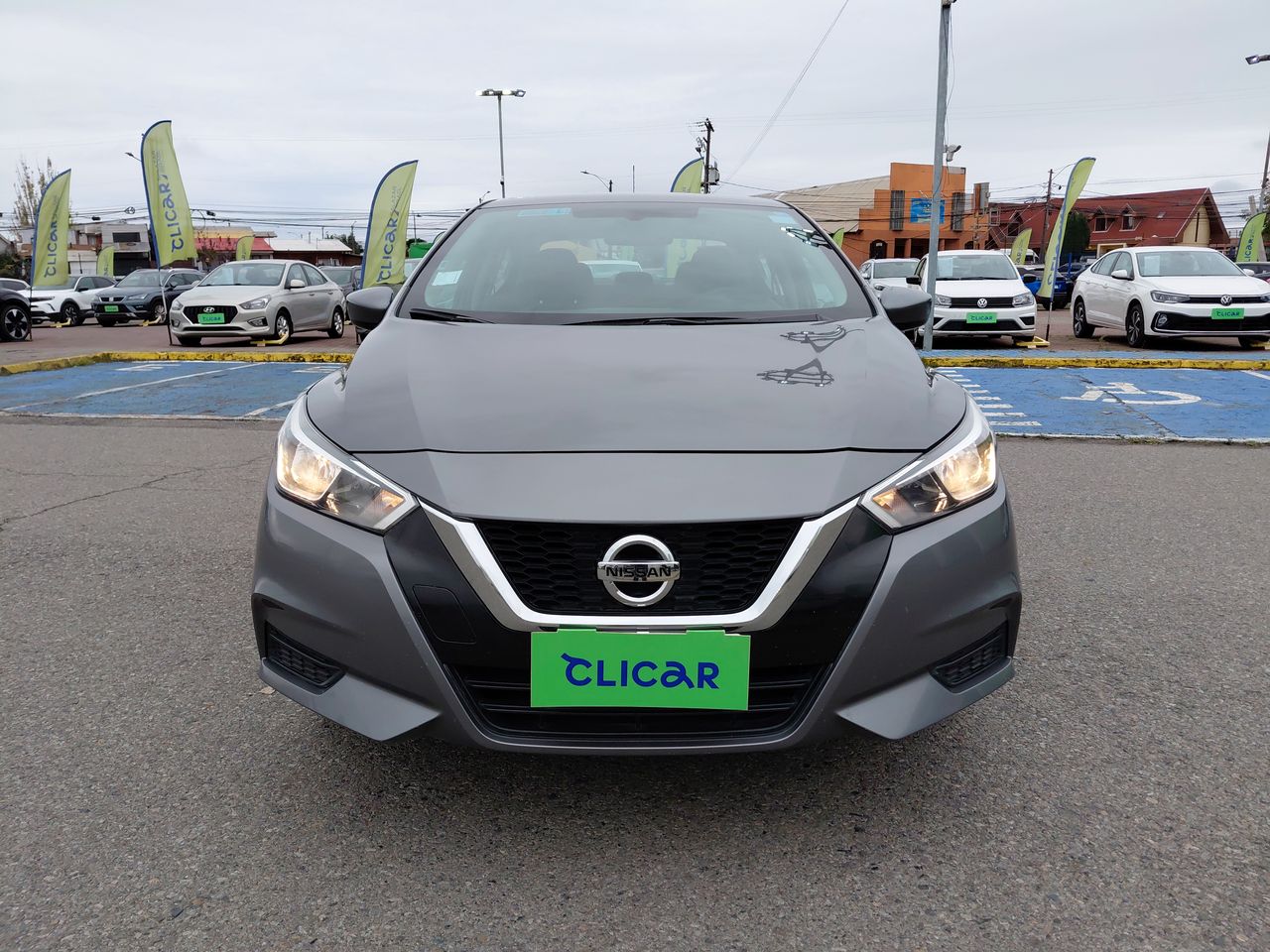 NISSAN - 2