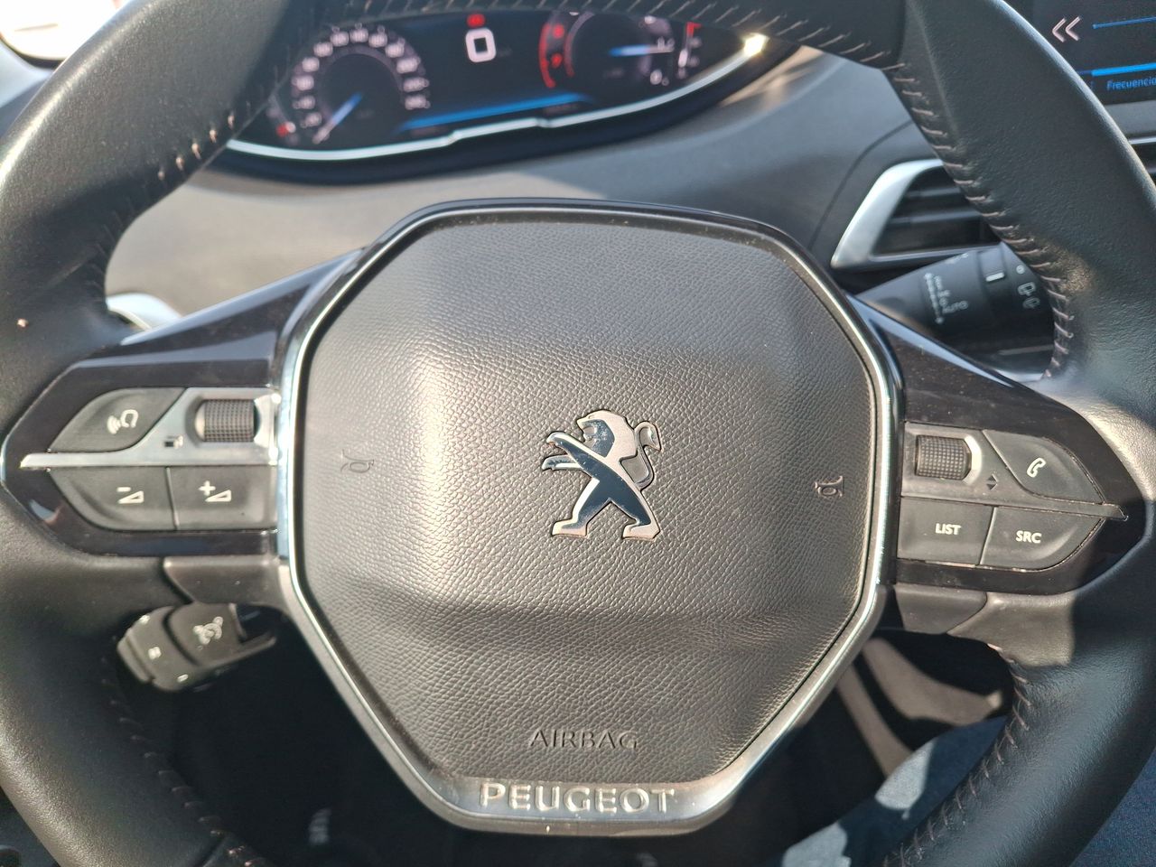 PEUGEOT - 24