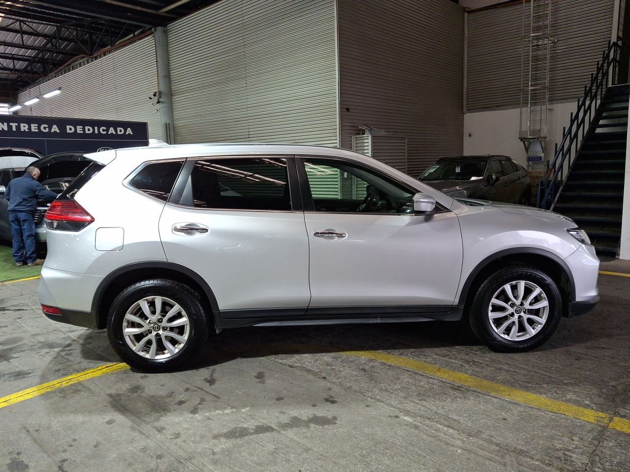 NISSAN - 8