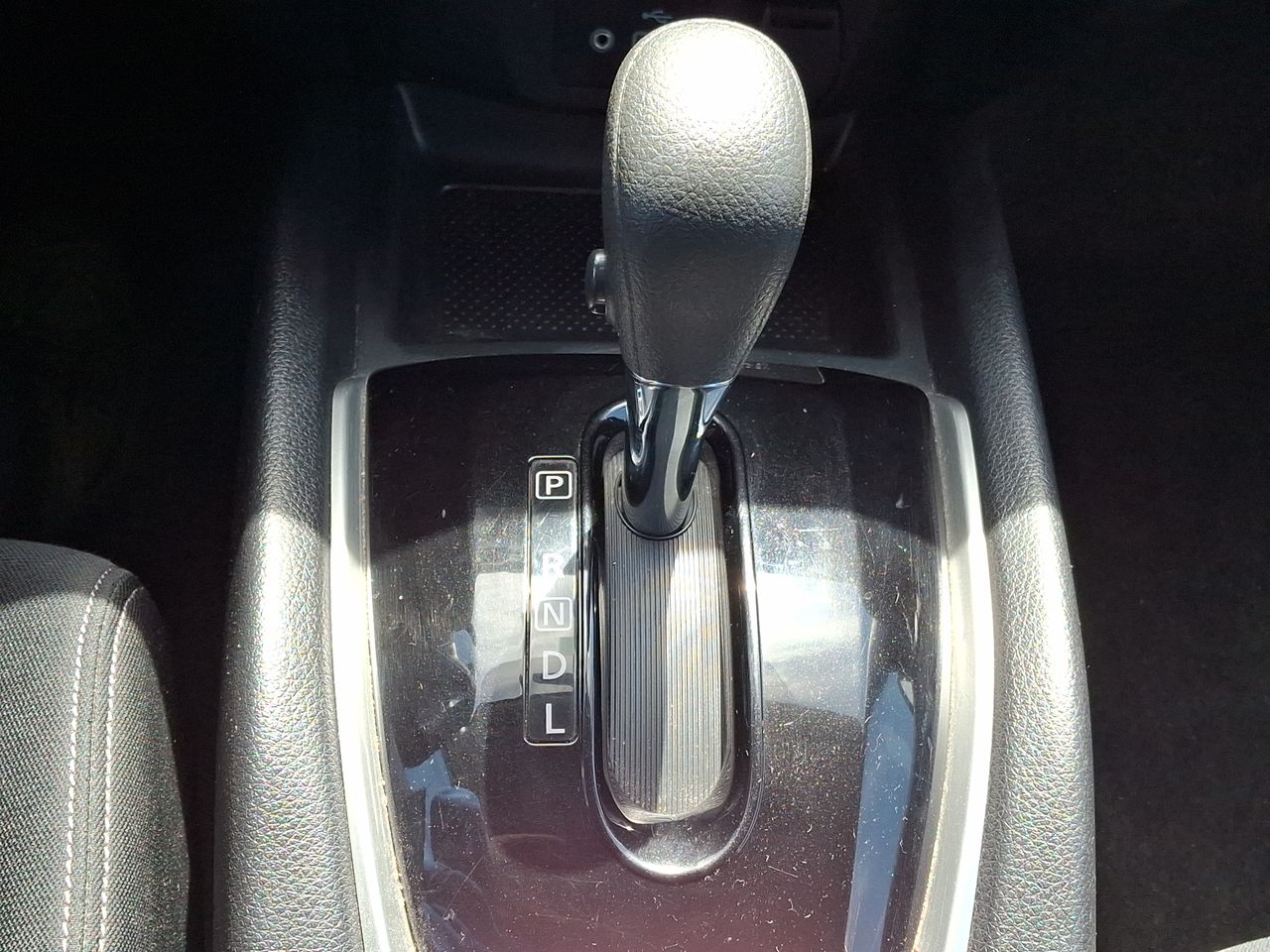 NISSAN - 30