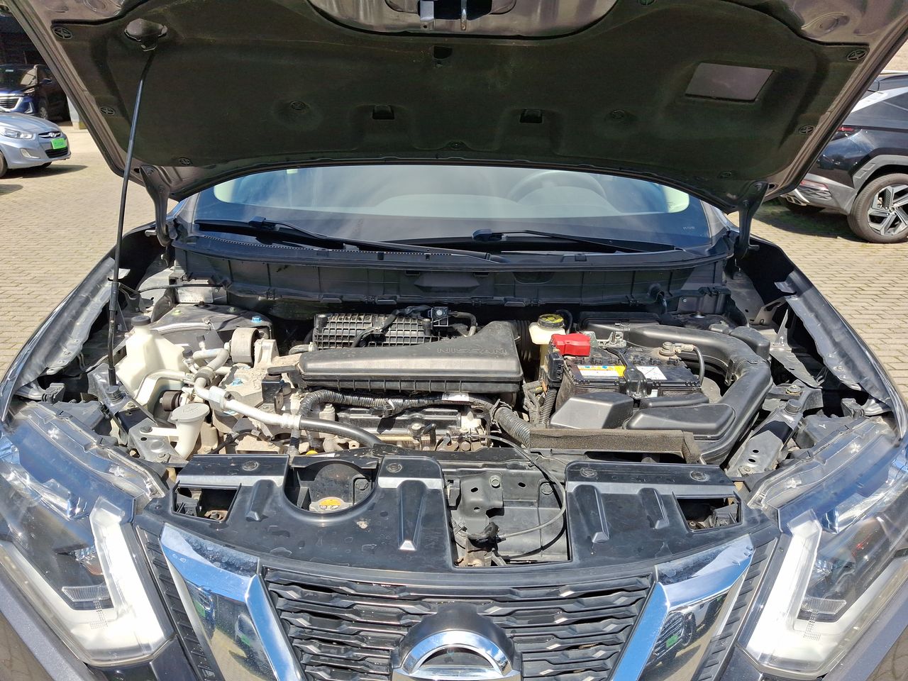 NISSAN - 18