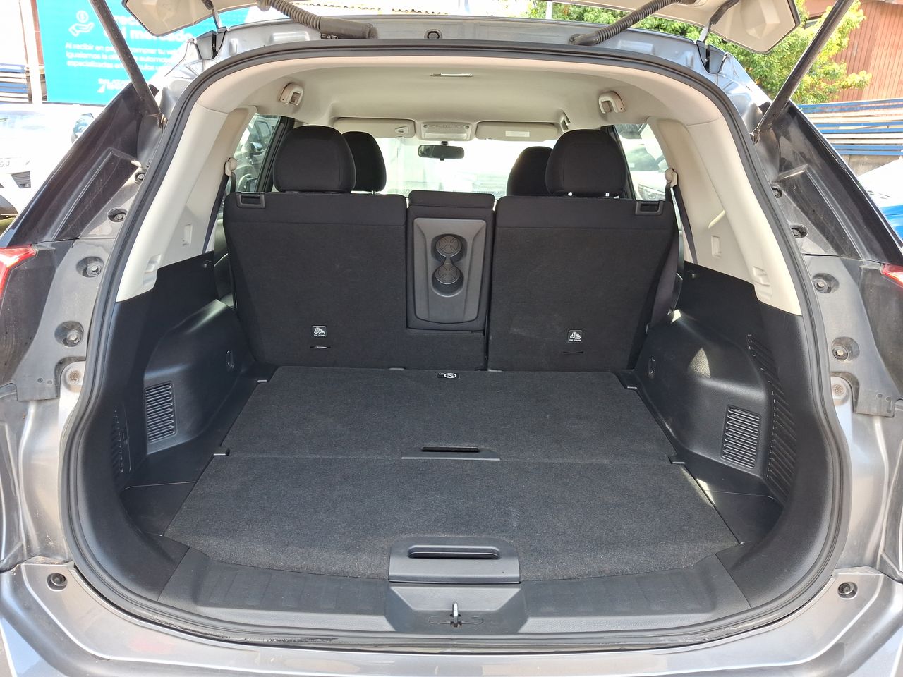NISSAN - 21