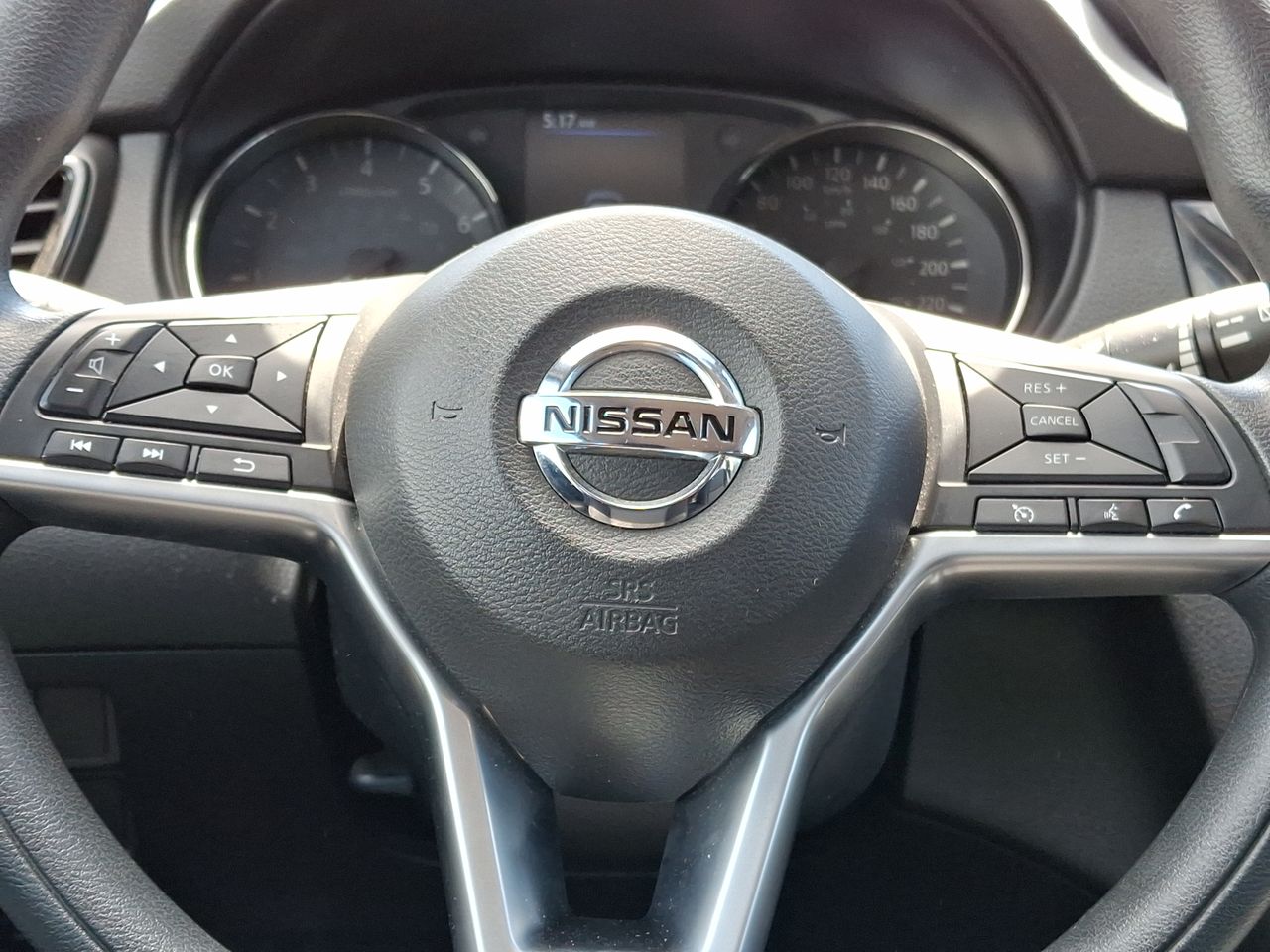 NISSAN - 25
