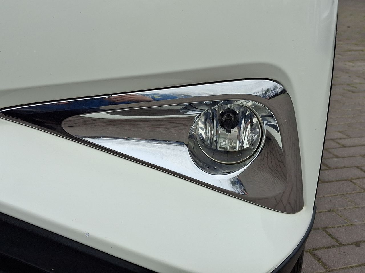 TOYOTA - 20