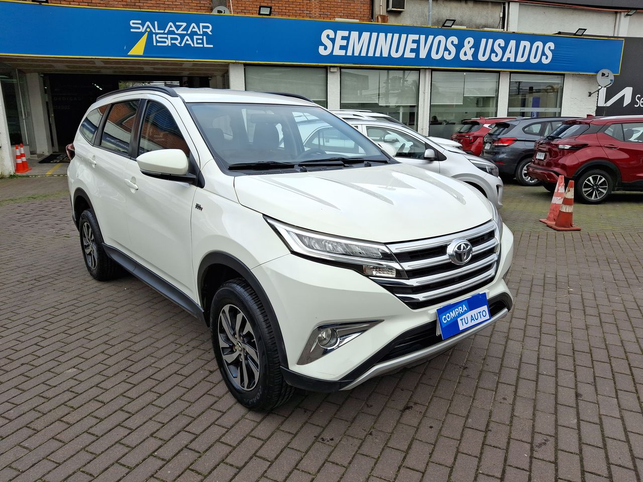 TOYOTA - 1