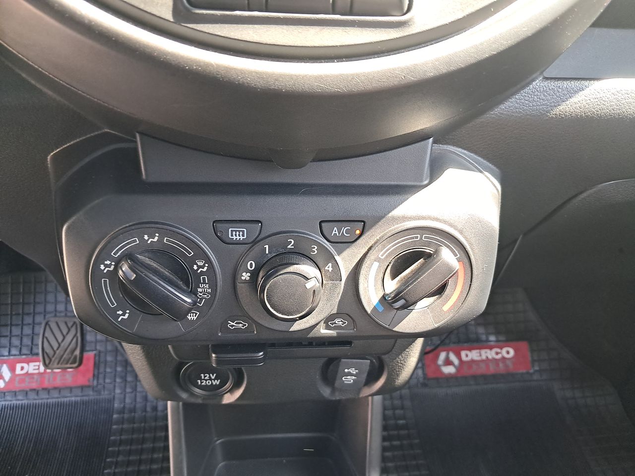 SUZUKI - 28