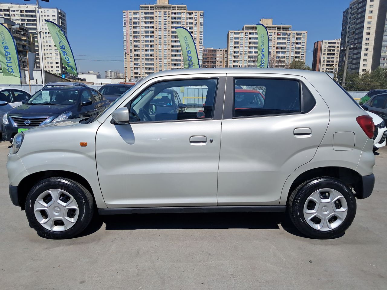 SUZUKI - 4