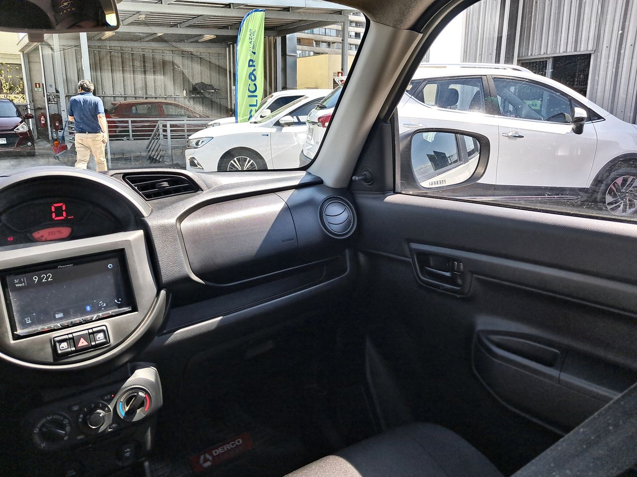 SUZUKI - 10