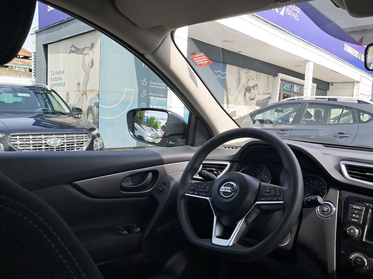 NISSAN - 16