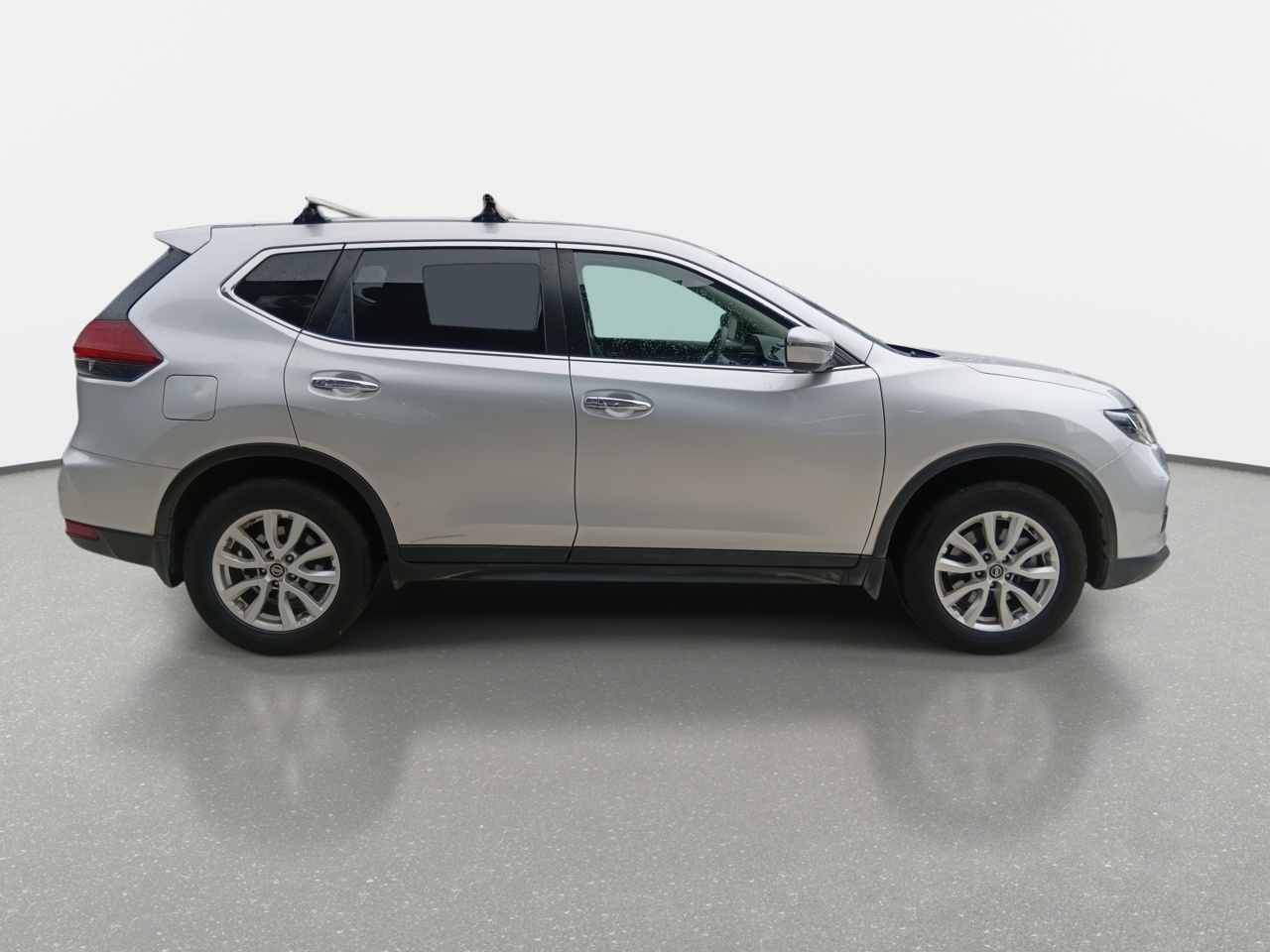Nissan X-Trail — foto 9 de 35