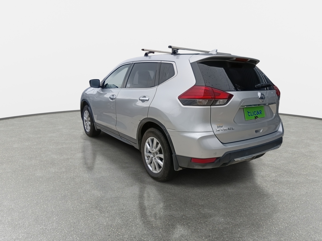 NISSAN - 5