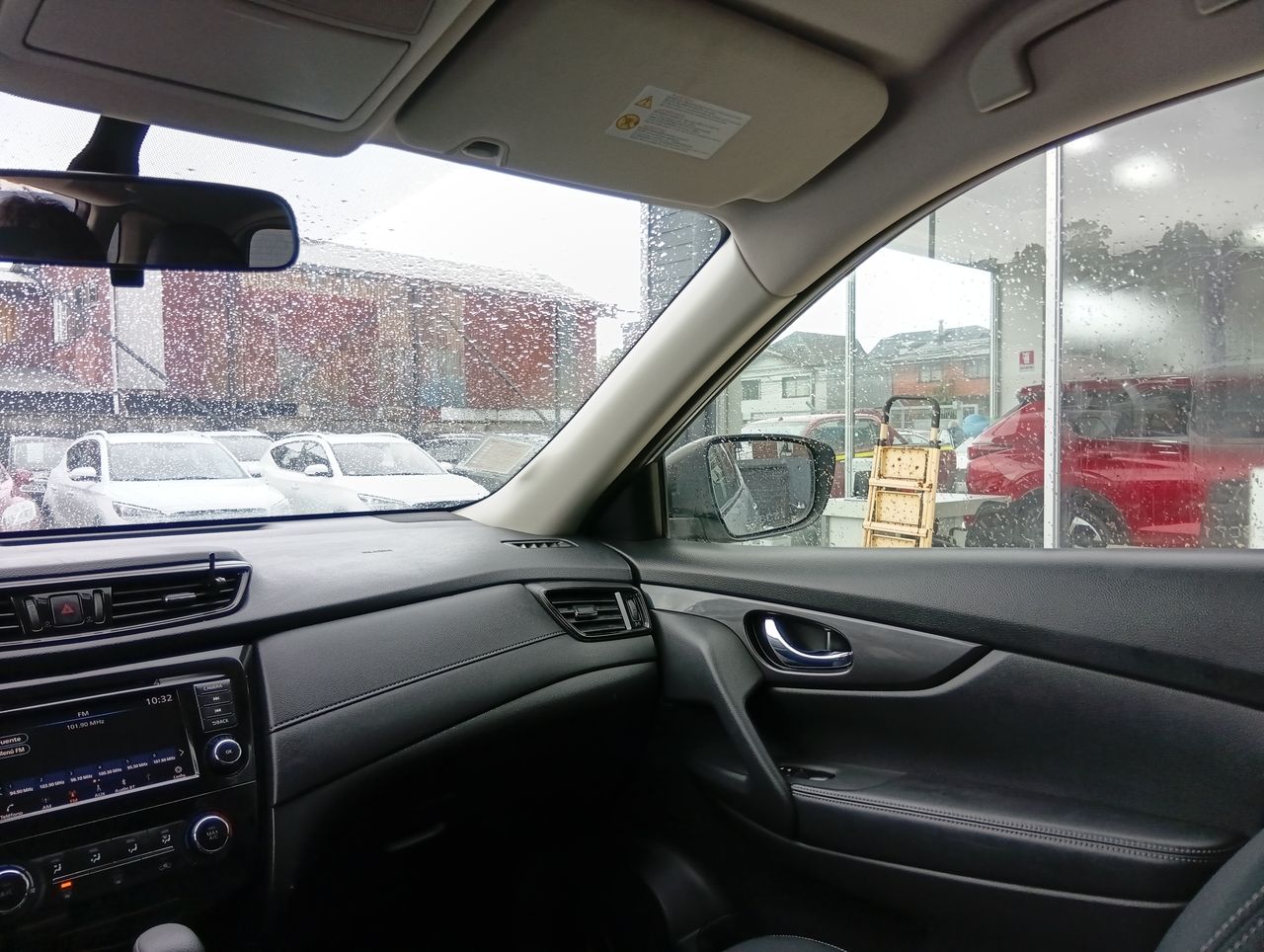 Nissan X-Trail — foto 17 de 35