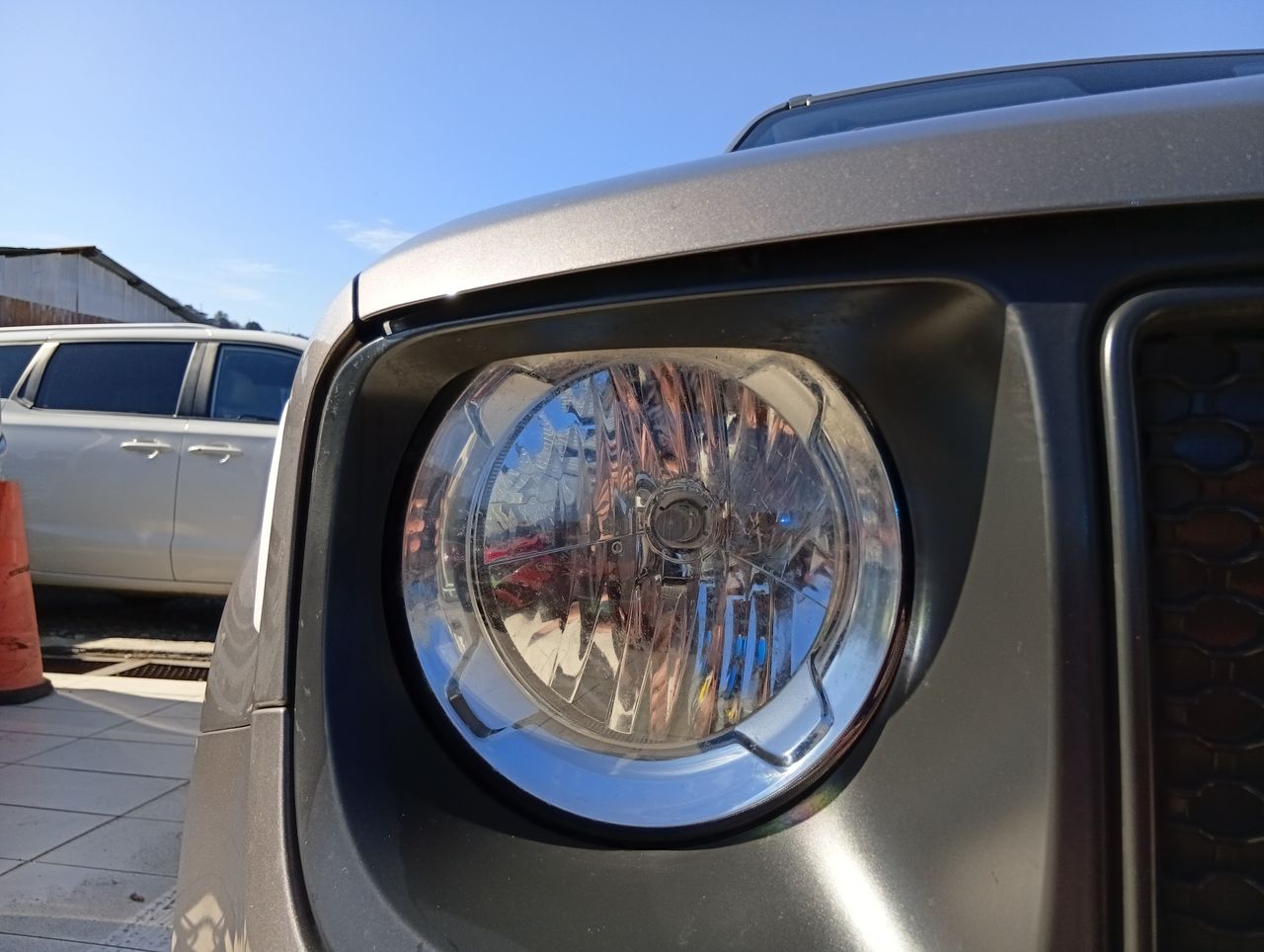 Jeep Renegade — foto 11 de 27