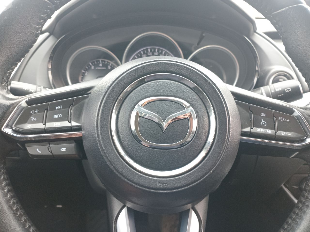 MAZDA - 15
