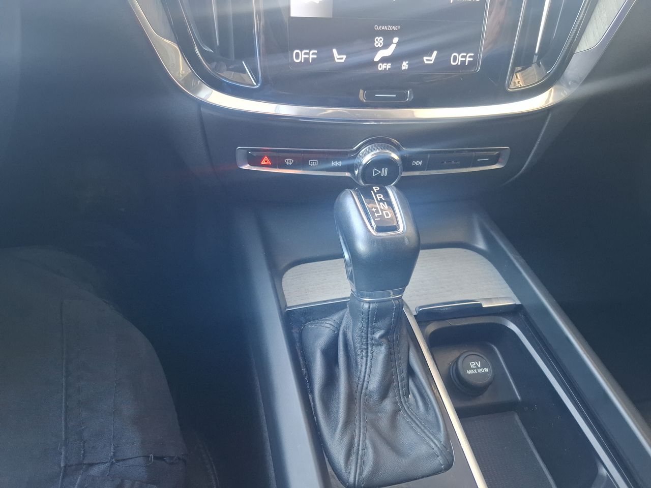 VOLVO - 30