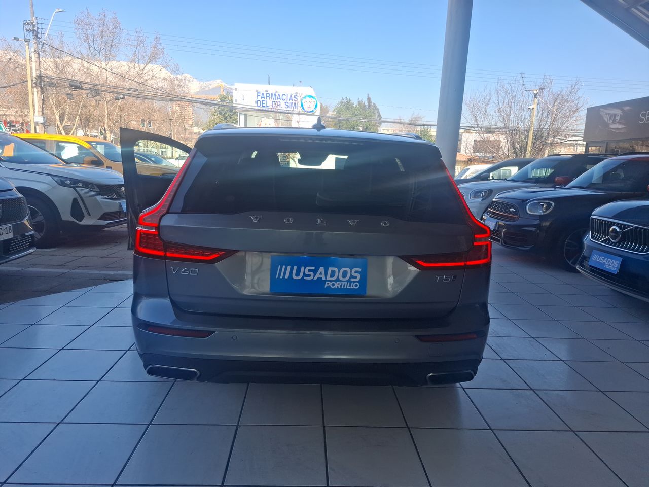 VOLVO - 3