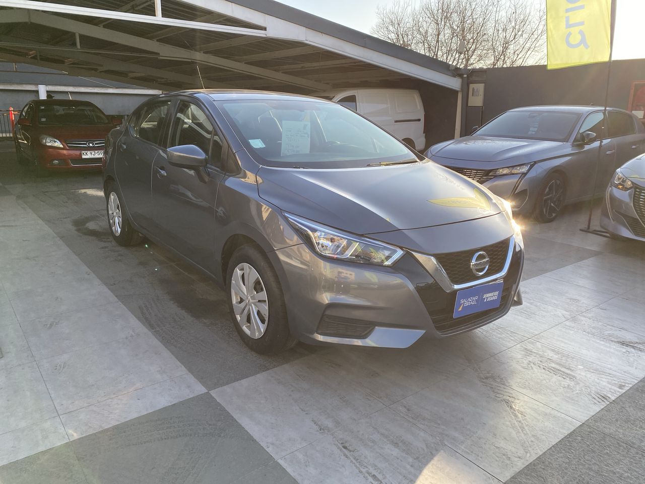NISSAN - 1