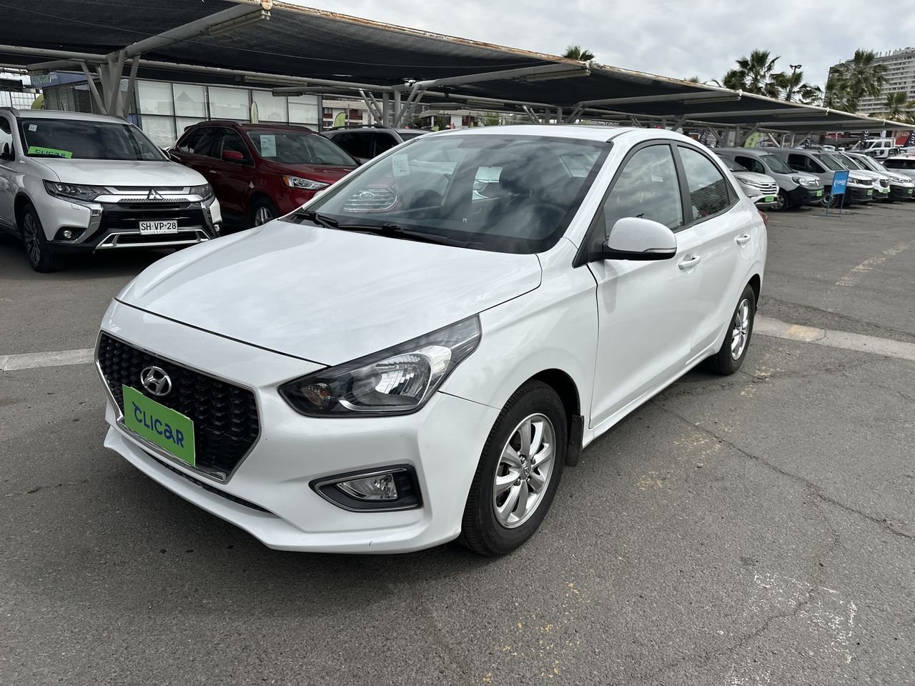 HYUNDAI - 2