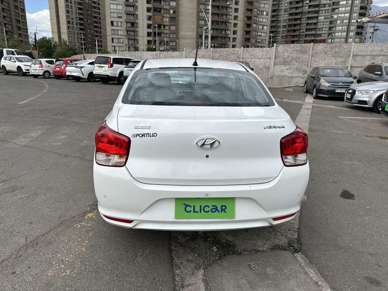 HYUNDAI - 5