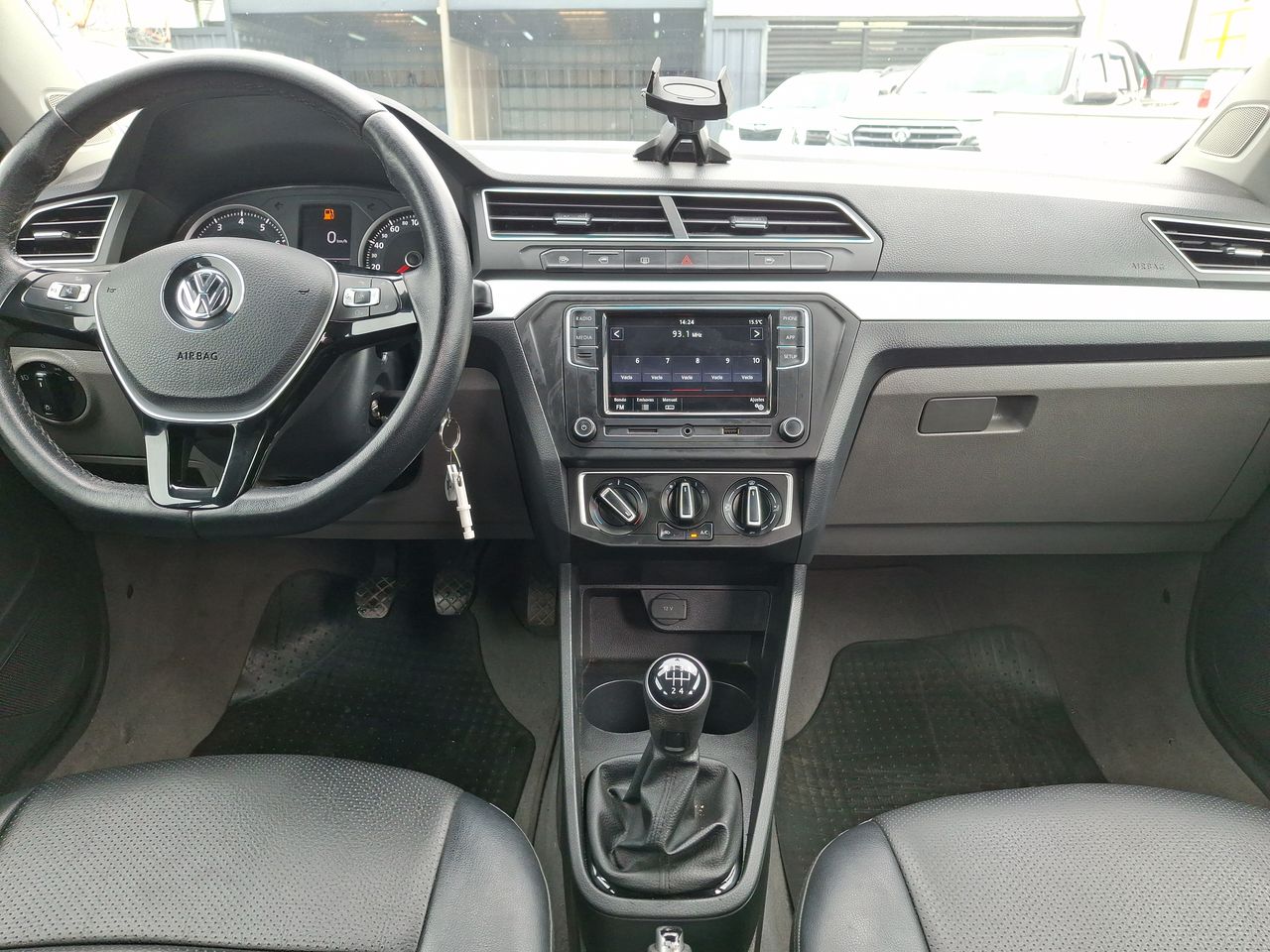 VOLKSWAGEN - 1