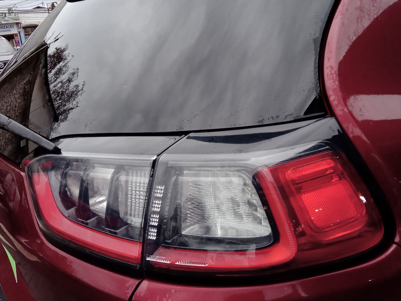 Jeep Cherokee — foto 11 de 26