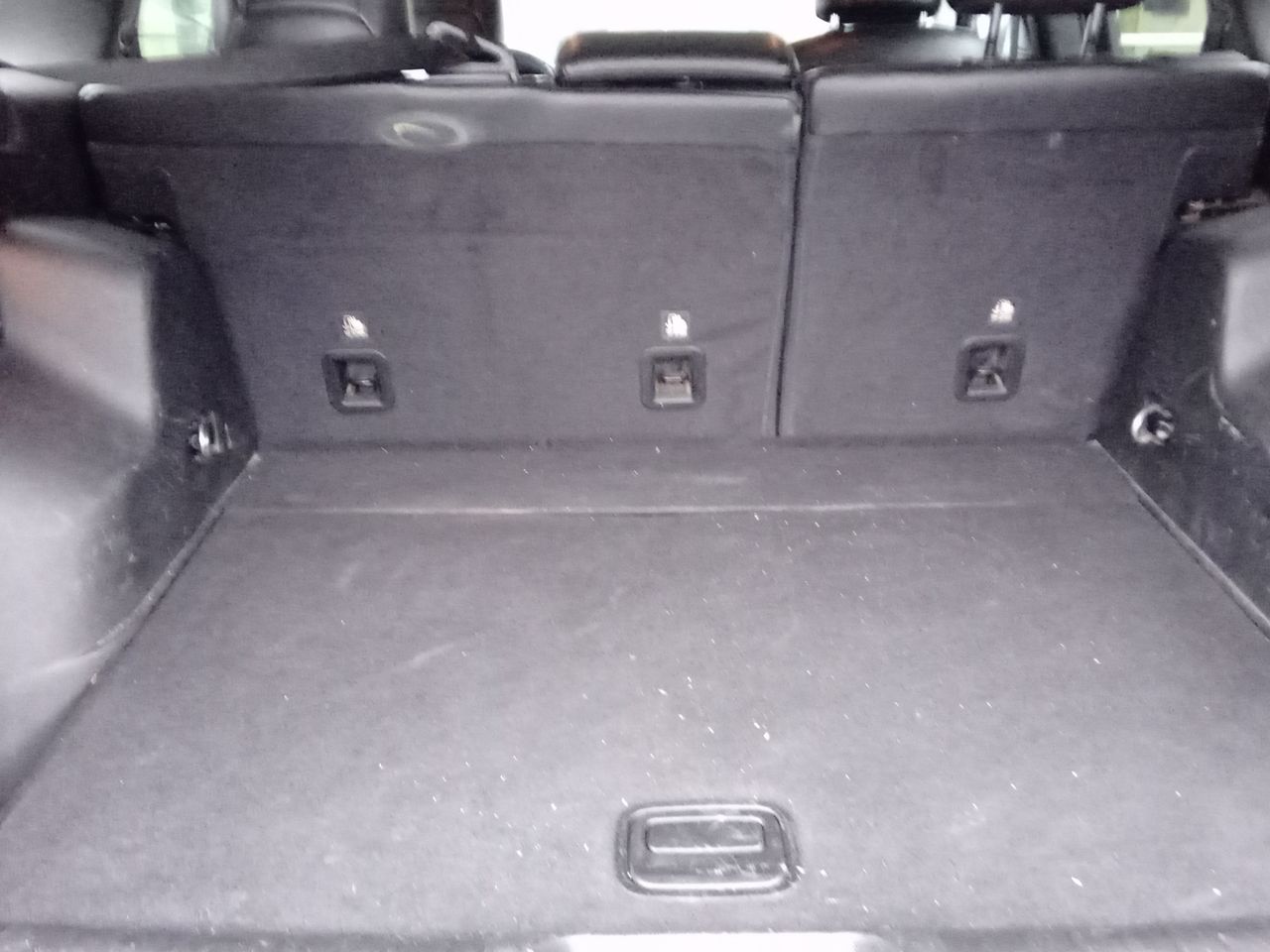Jeep Cherokee — foto 12 de 26