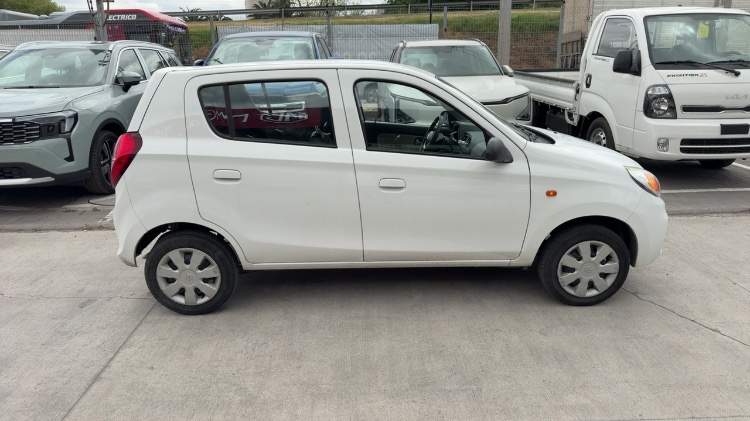SUZUKI - 3