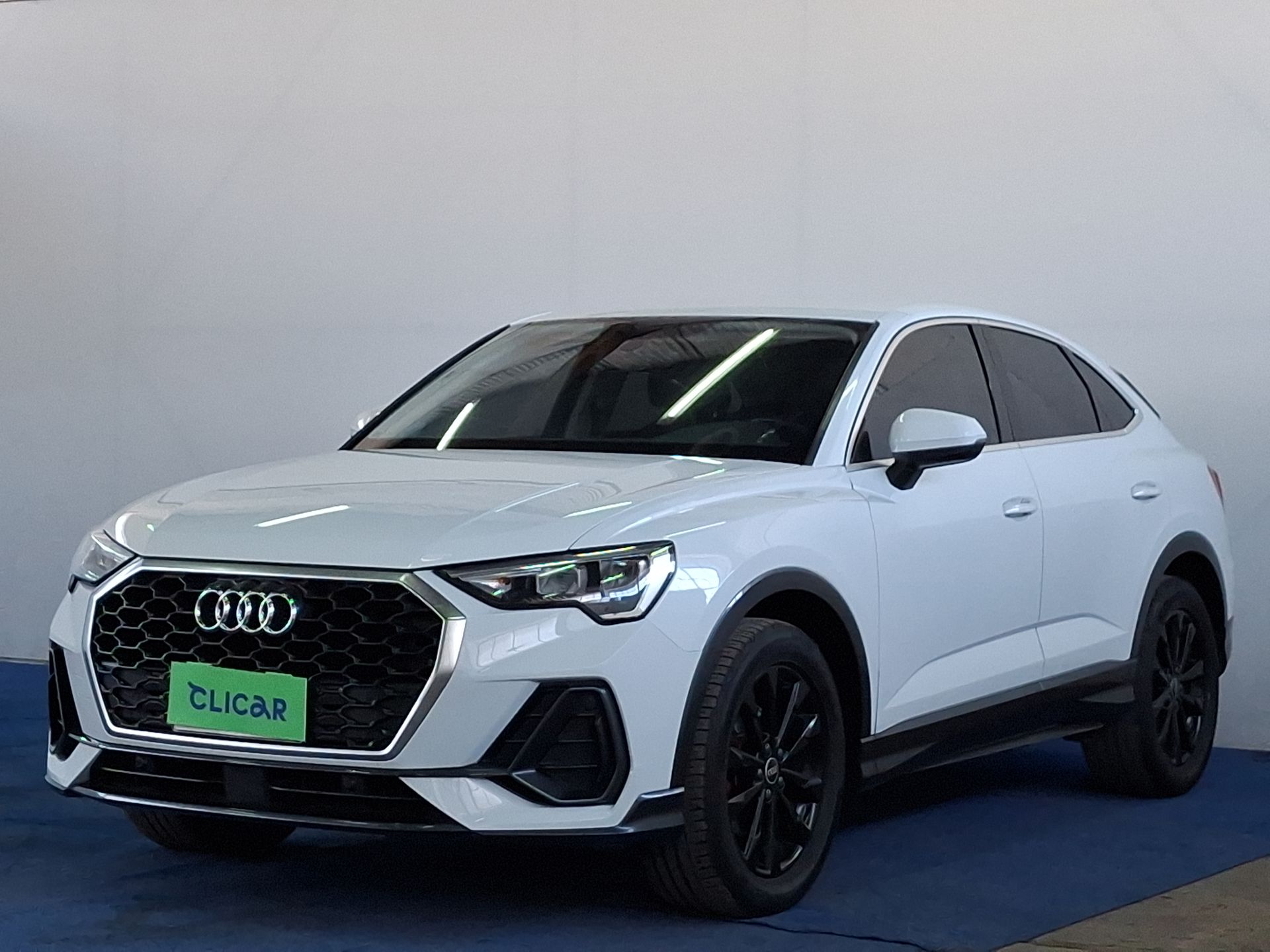 AUDI - 3