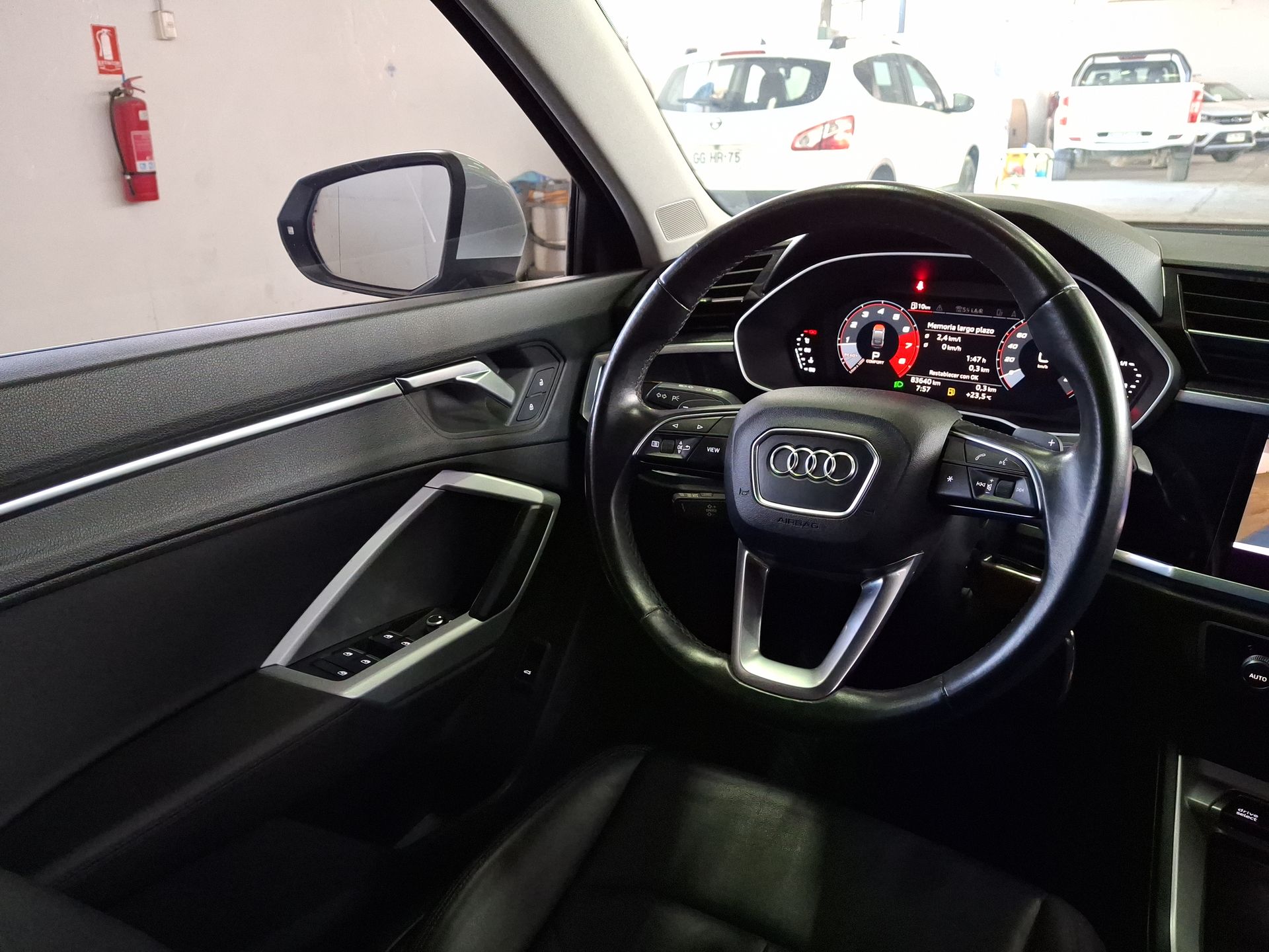 AUDI - 16
