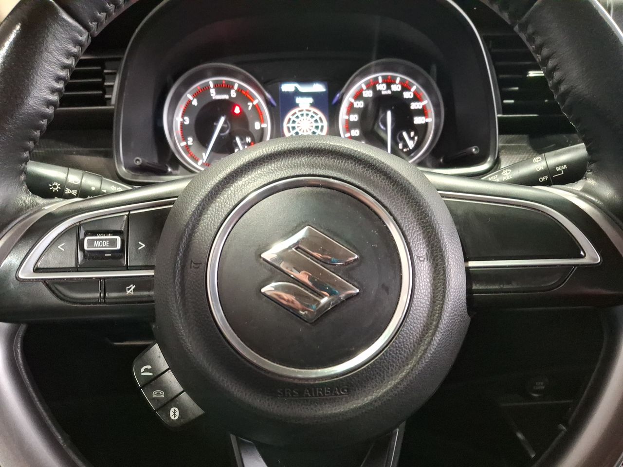 Suzuki Xl7 — foto 19 de 29