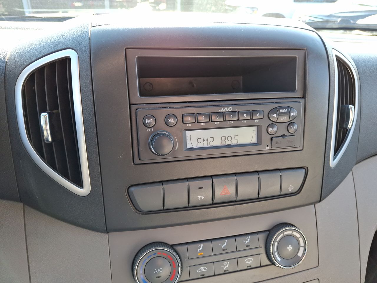 JAC - 20