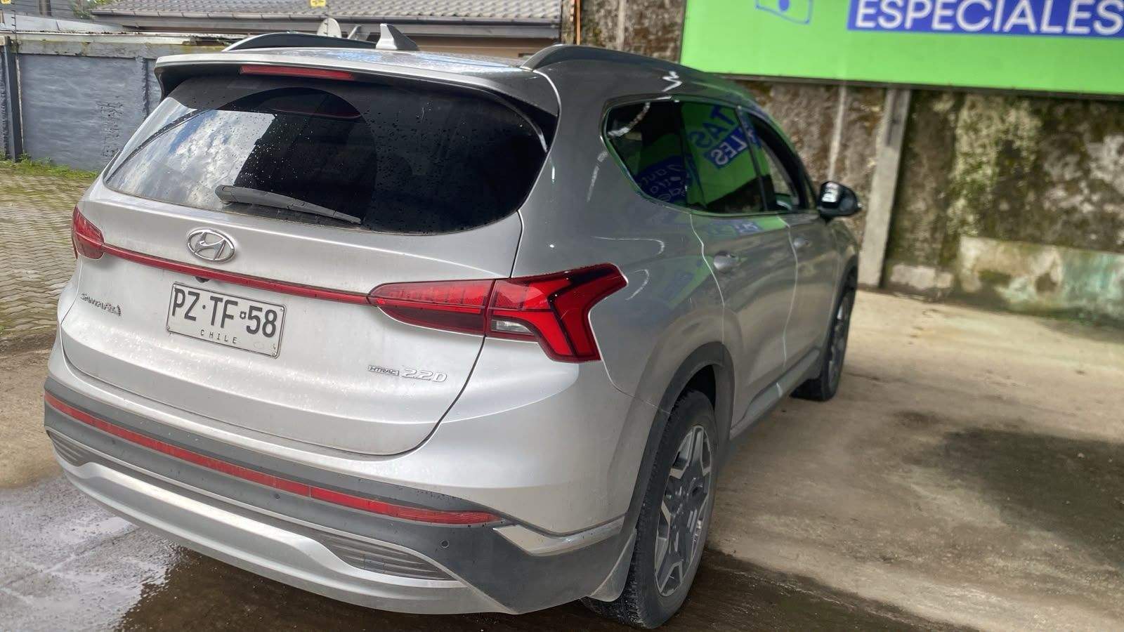 HYUNDAI - 4