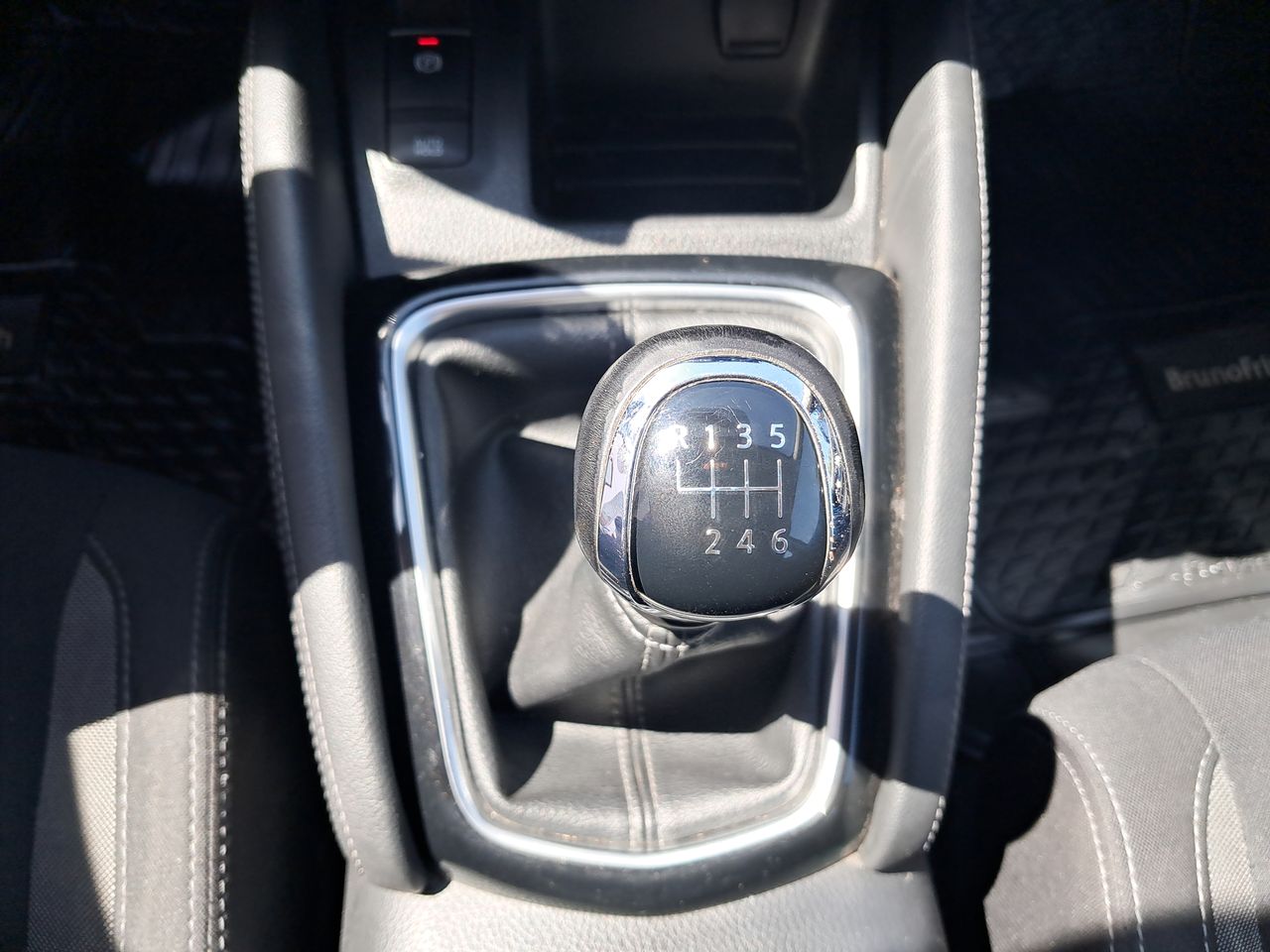 NISSAN - 30