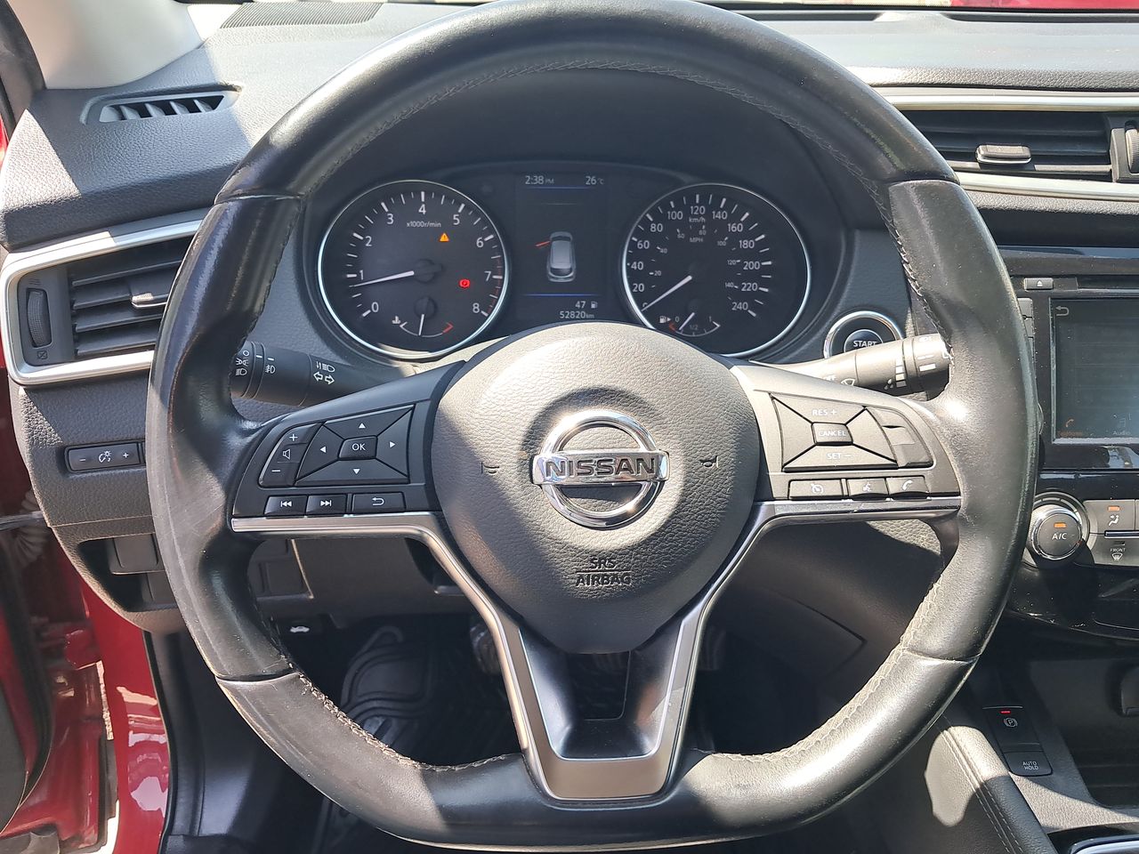 NISSAN - 24