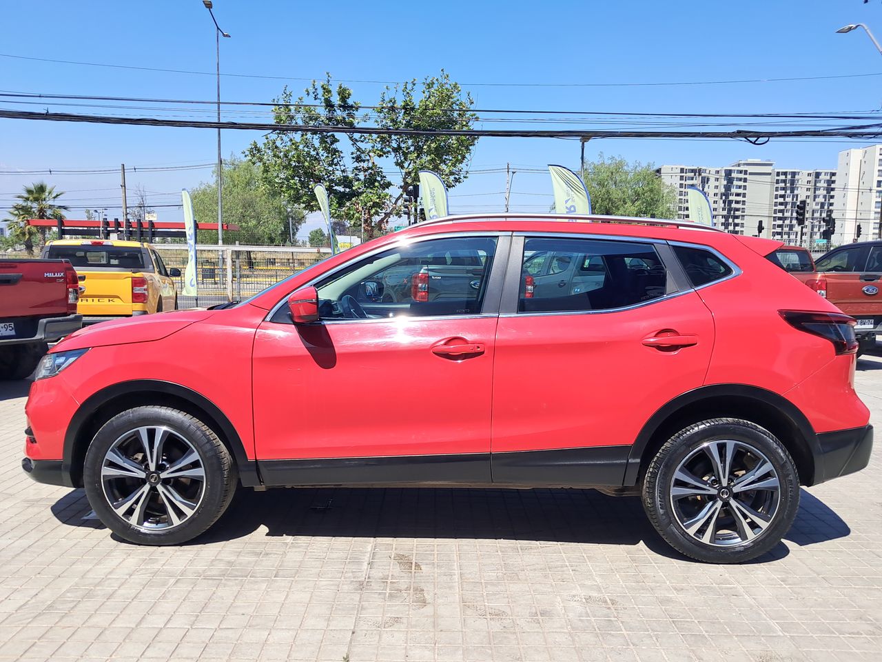 NISSAN - 4