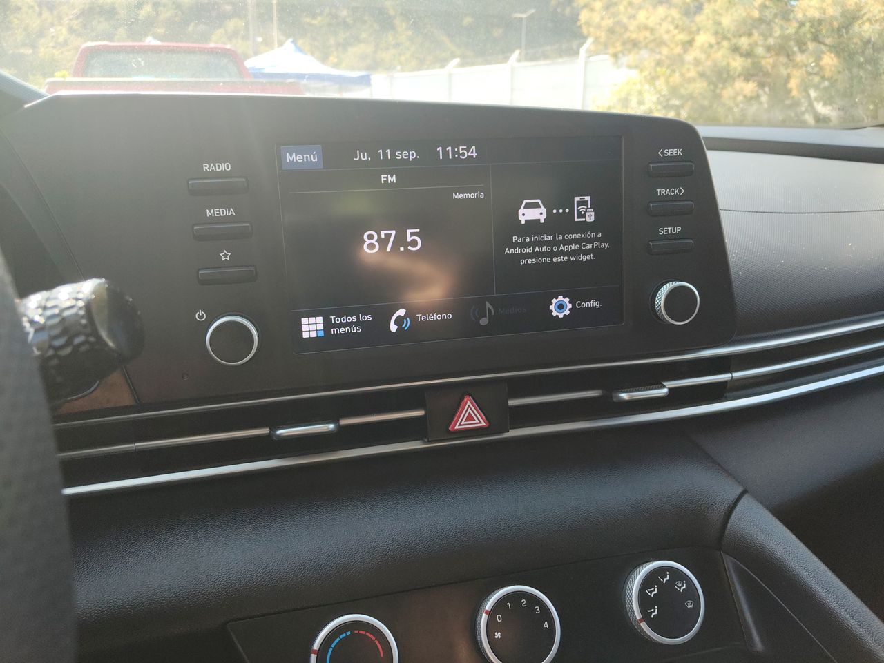 HYUNDAI - 20