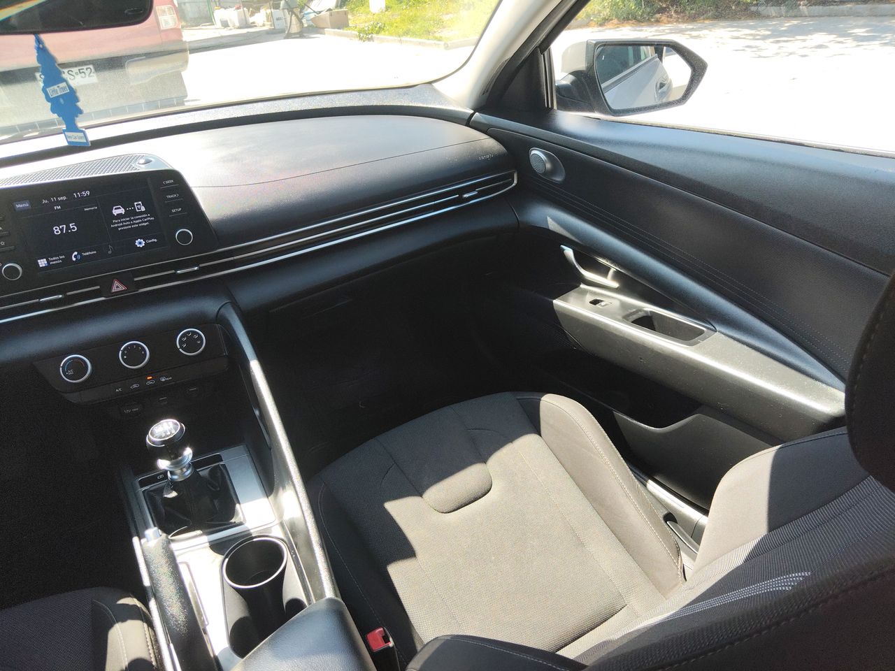 HYUNDAI - 10