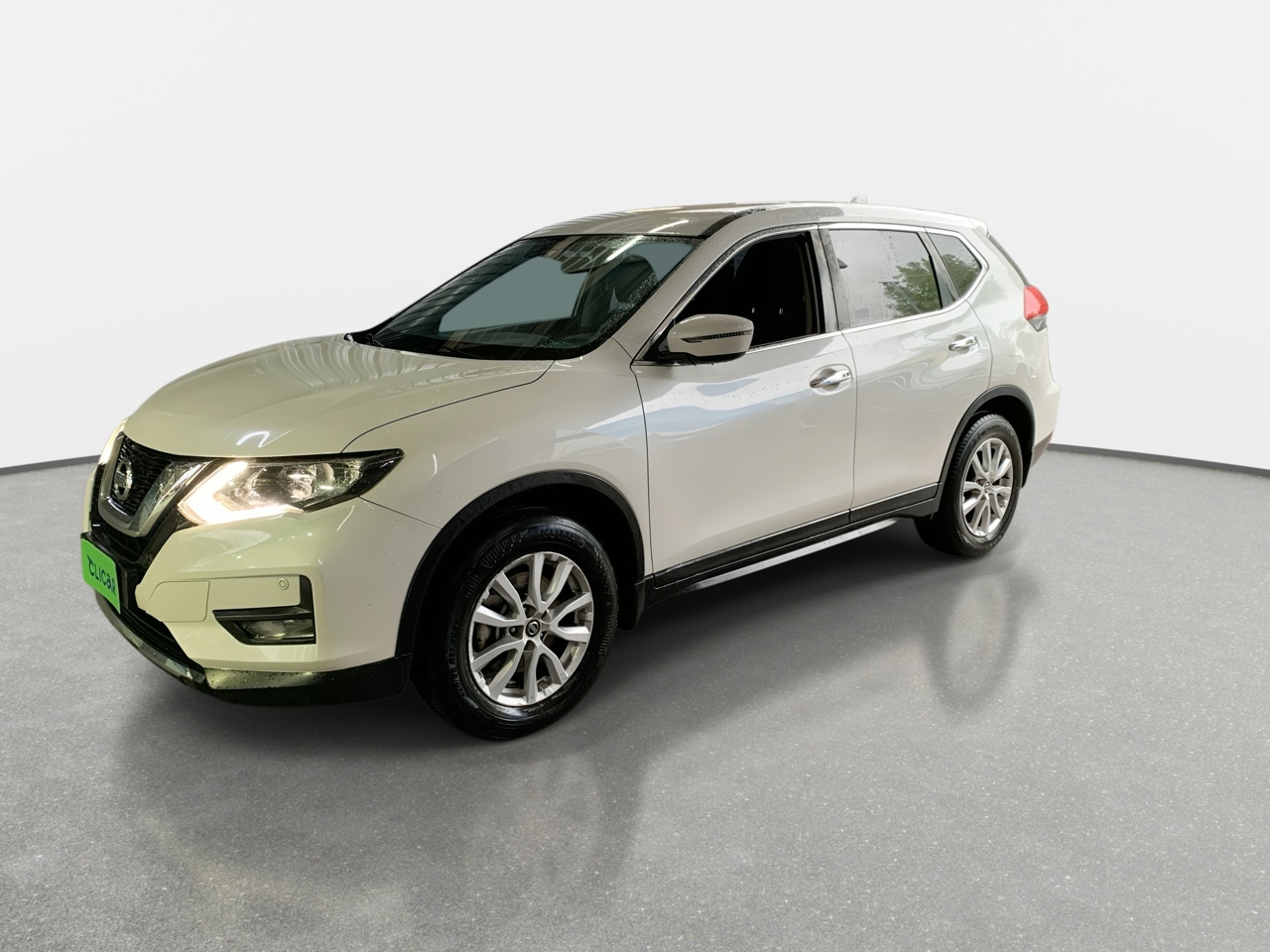 NISSAN - 6