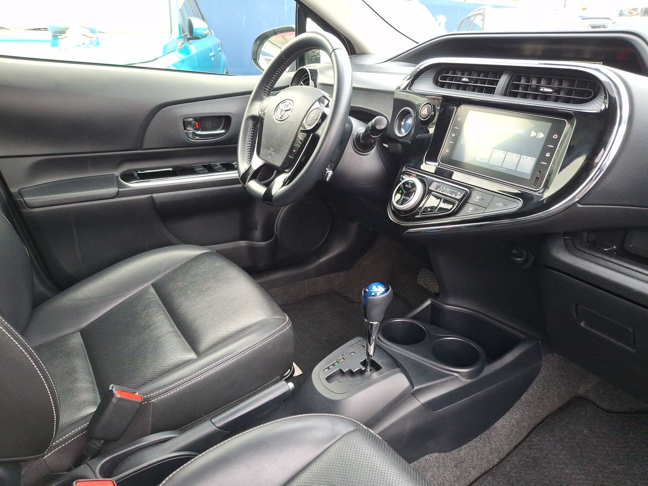 TOYOTA - 8
