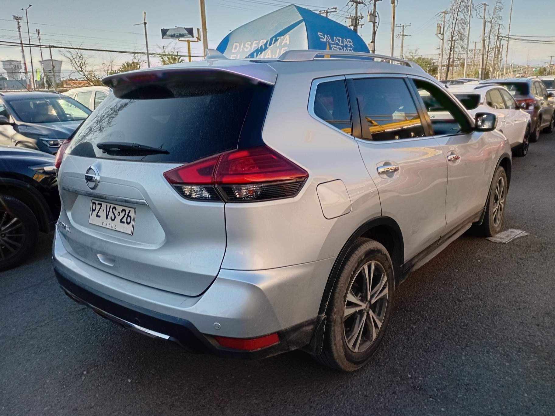 NISSAN - 4